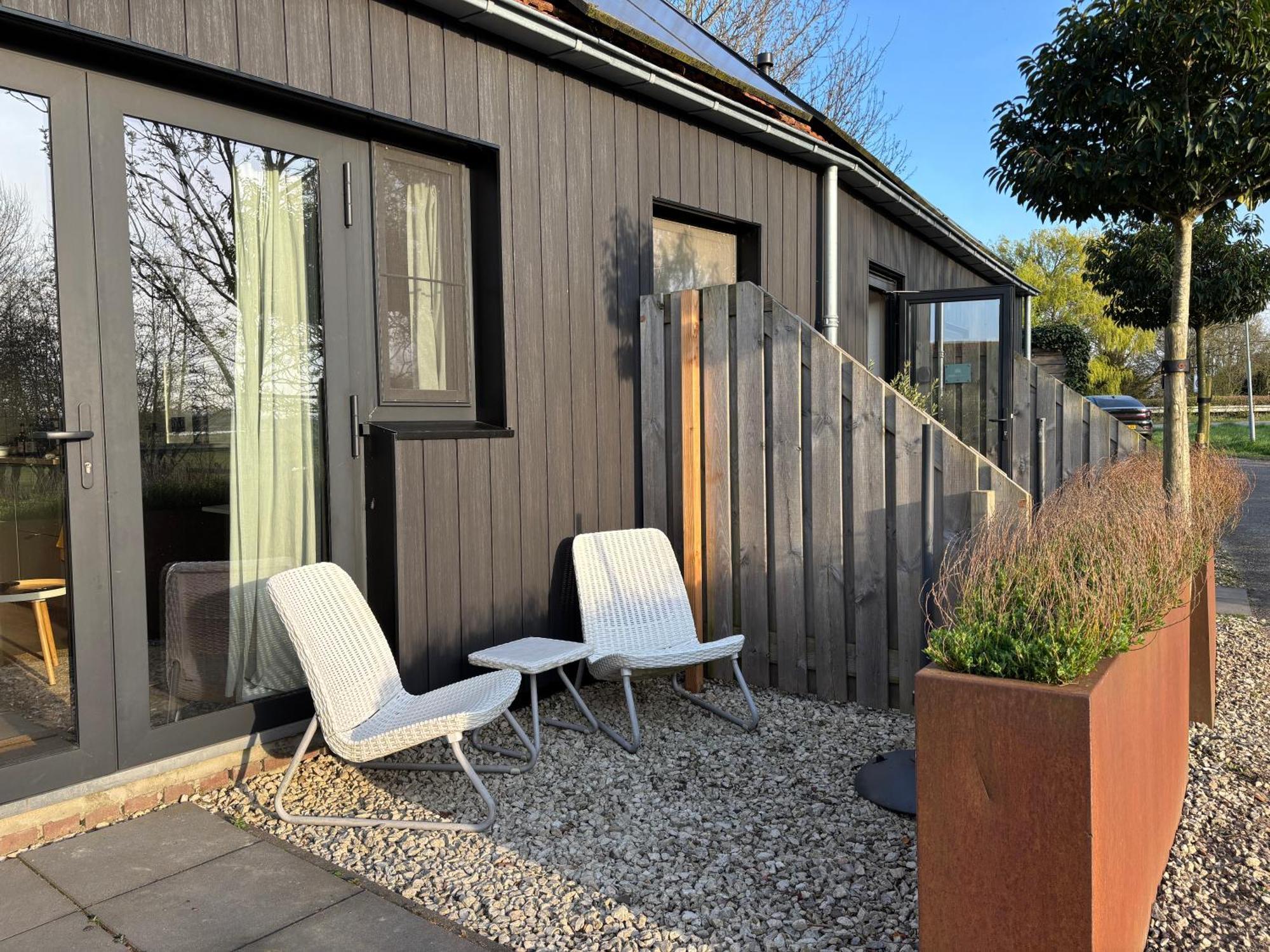 Romantisch Huisje Met Houtkachel & Airco Op 2,5Km Van Zee Groede Exterior photo